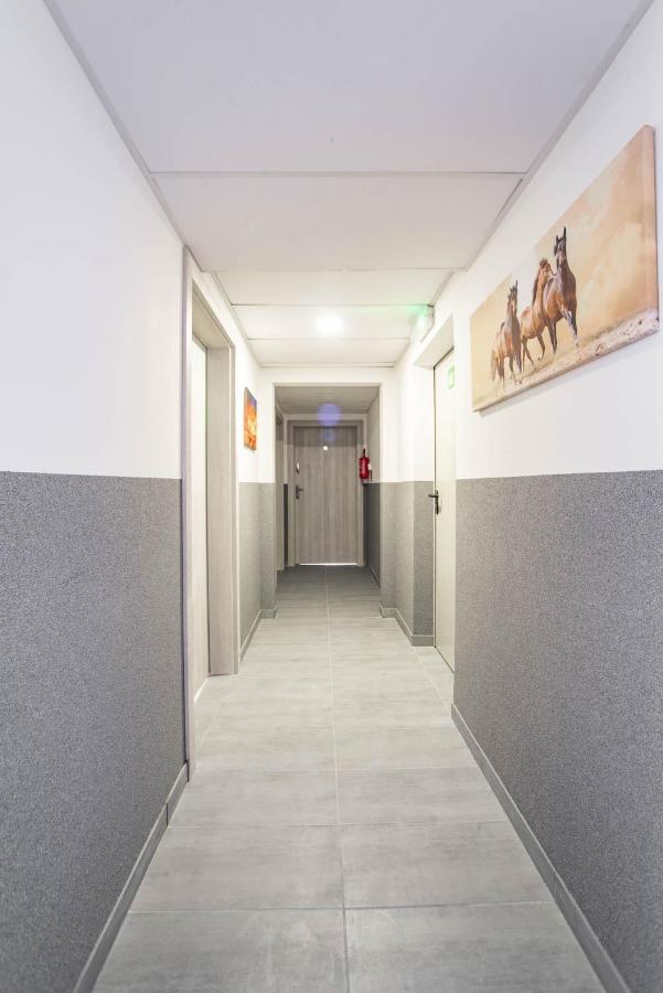 Sleepwell Warszawa - Blisko Centrum, Spokoj, Bezplatny Parking Apartment Ozarow Mazowiecki